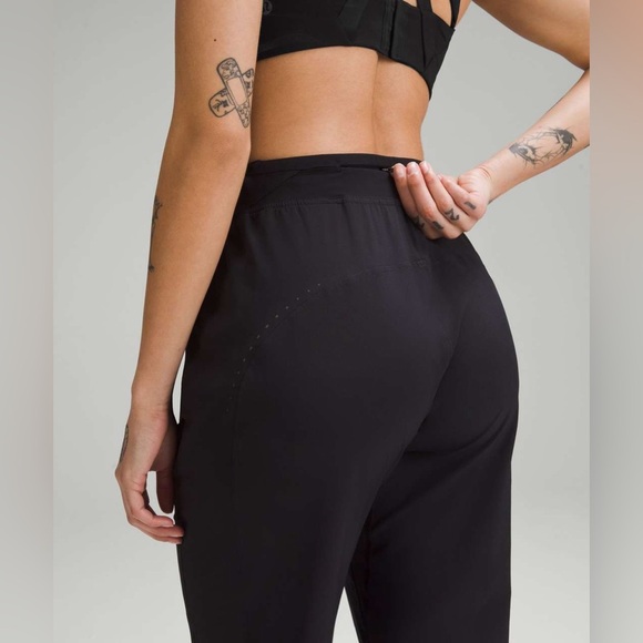 Lululemon Adapted State High-Rise Jogger - Picture 3 of 6